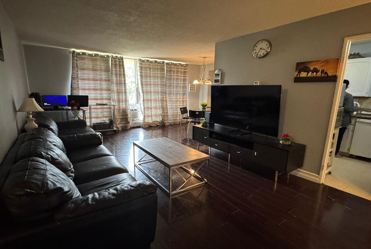 2929 Aquitaine Avenue Mississauga 2929 Aquitaine Avenue Mississauga