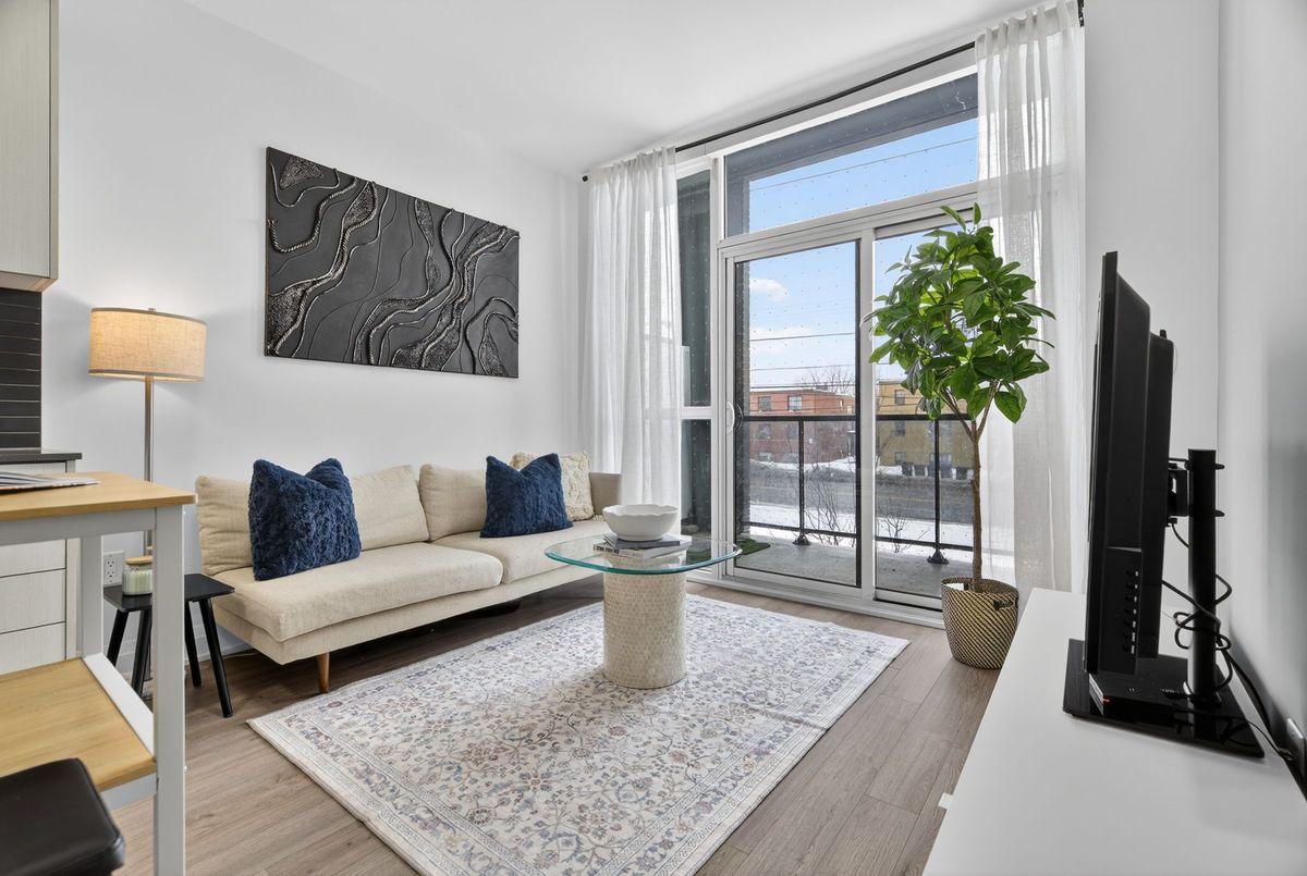 50 George Butchart Drive Toronto 50 George Butchart Drive Toronto