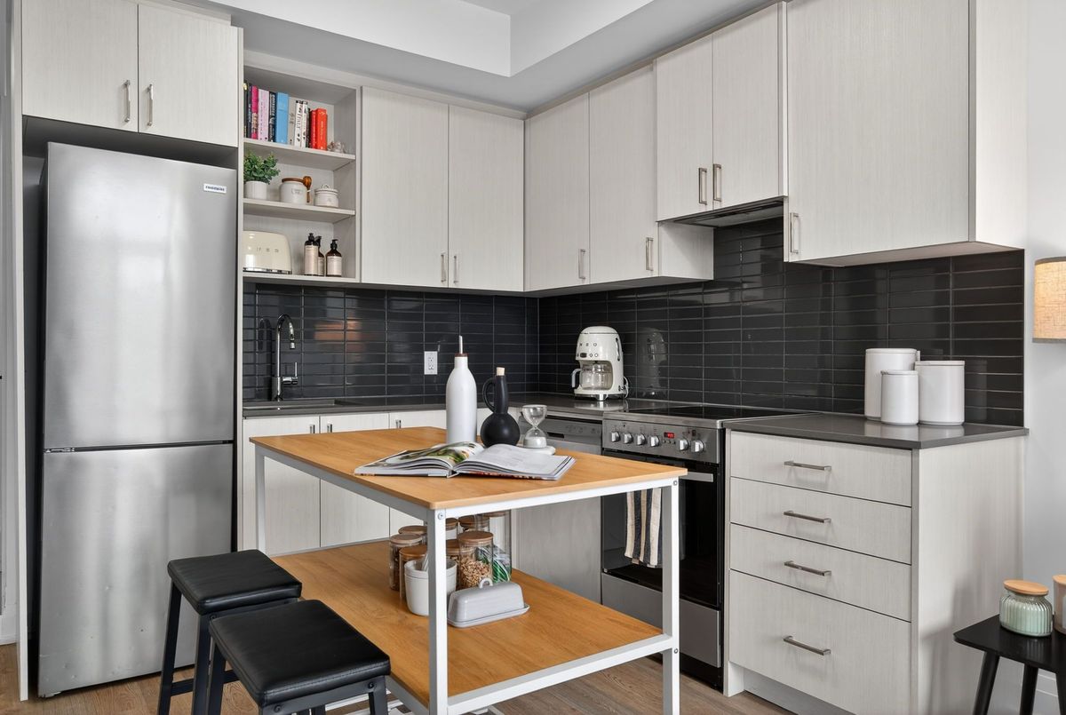 50 George Butchart Drive Toronto 50 George Butchart Drive Toronto