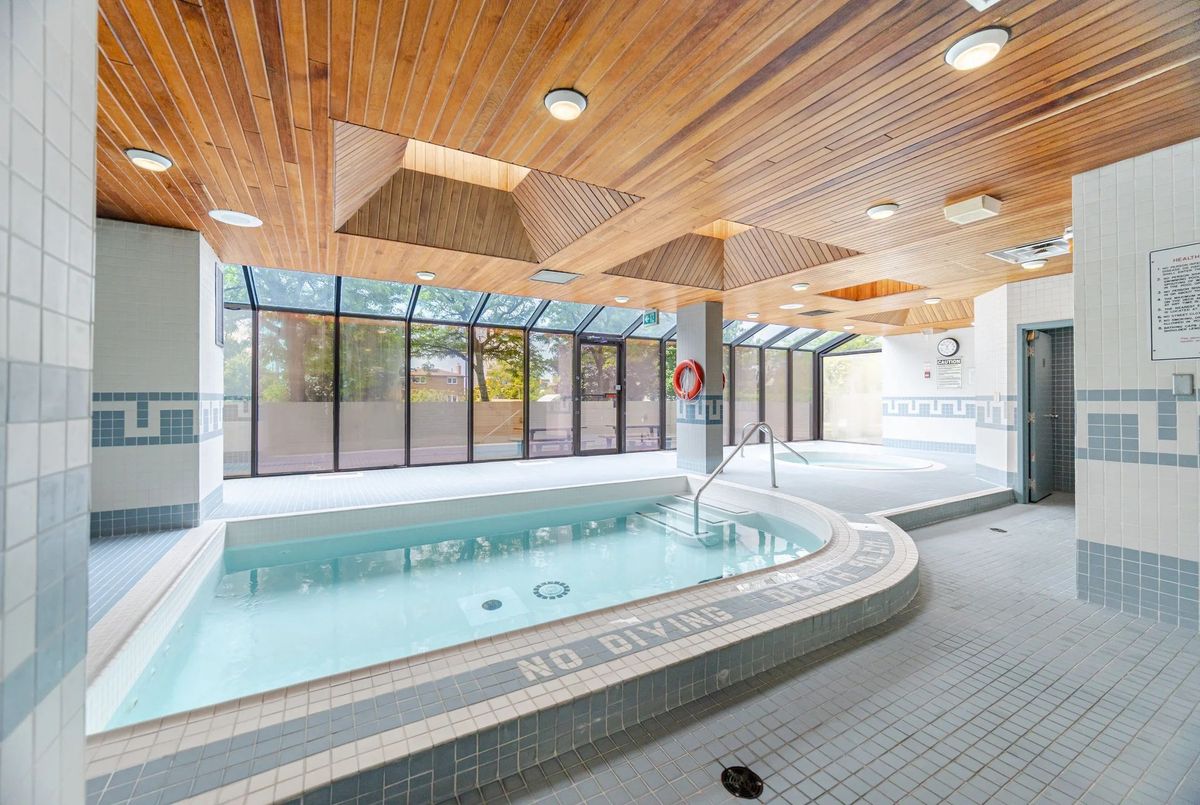 1360 Rathburn Road E Mississauga 1360 Rathburn Road E Mississauga