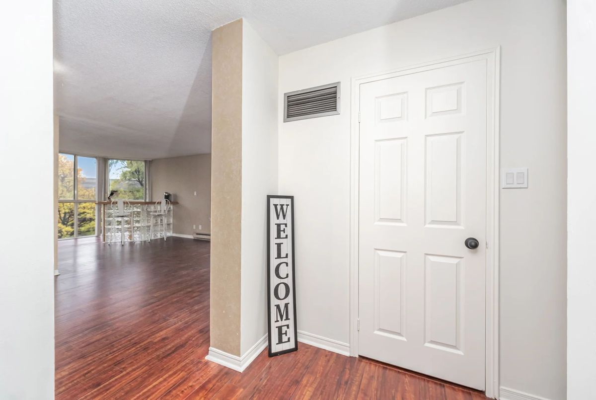 1360 Rathburn Road E Mississauga 1360 Rathburn Road E Mississauga