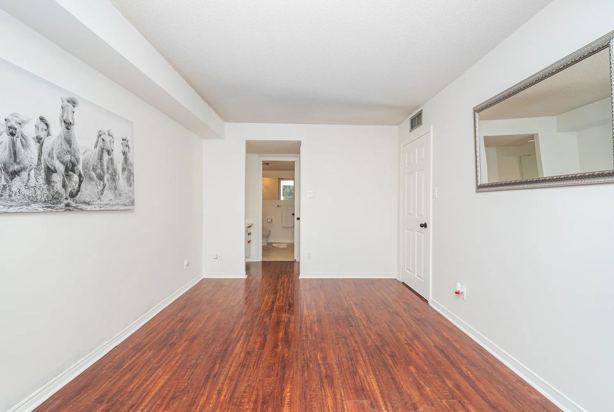 1360 Rathburn Road E Mississauga 1360 Rathburn Road E Mississauga