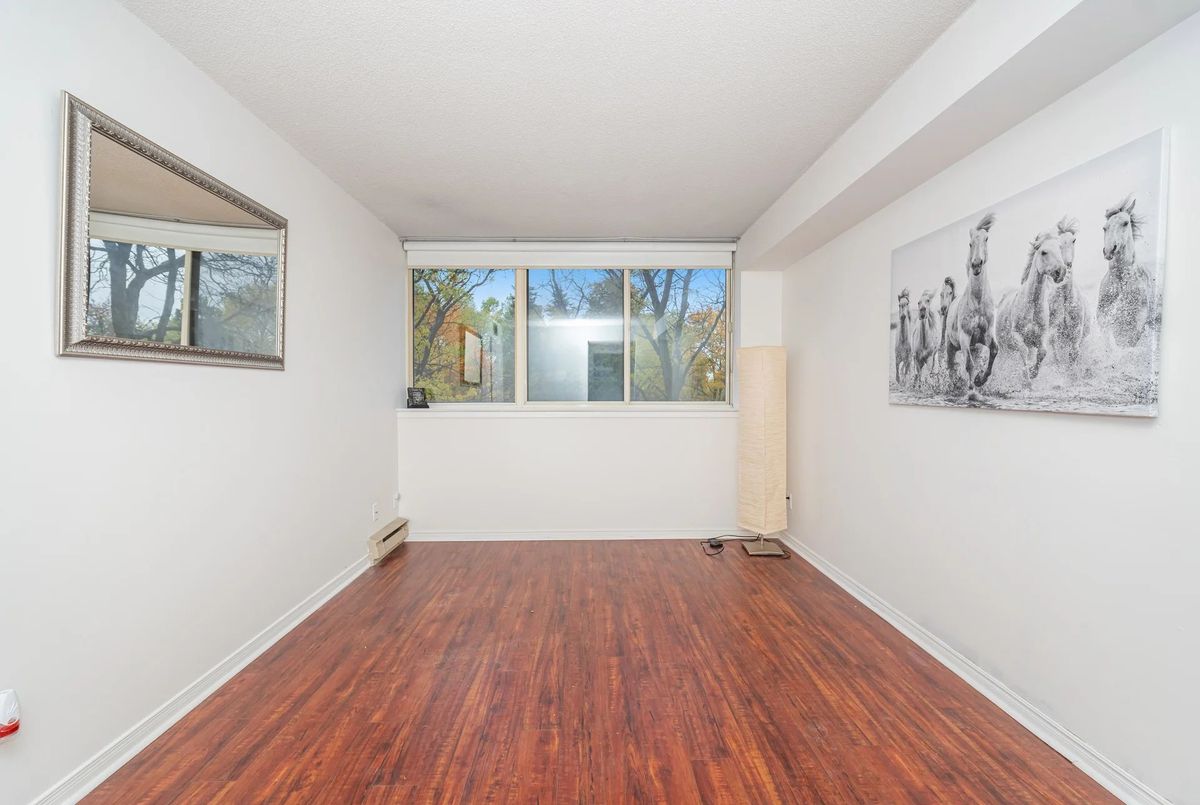 1360 Rathburn Road E Mississauga 1360 Rathburn Road E Mississauga