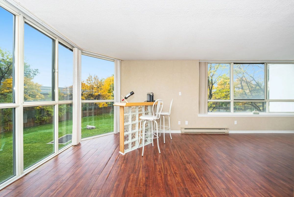 1360 Rathburn Road E Mississauga 1360 Rathburn Road E Mississauga