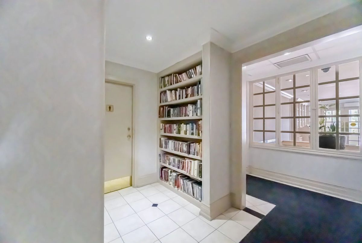 1360 Rathburn Road E Mississauga 1360 Rathburn Road E Mississauga