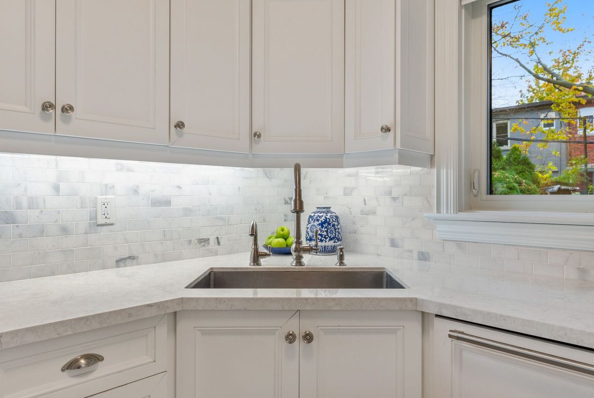 470 Runnymede Road Toronto 470 Runnymede Road Toronto