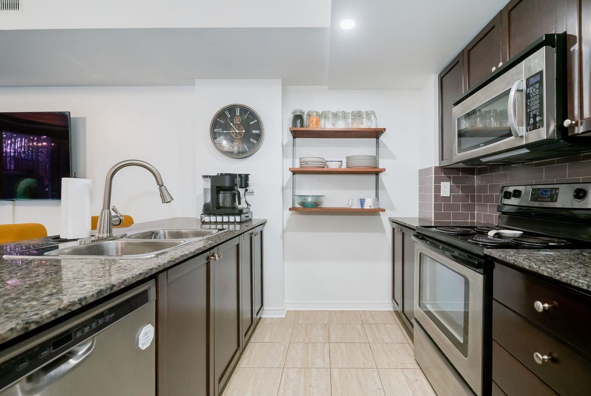 20 Foundry Avenue Toronto 20 Foundry Avenue Toronto