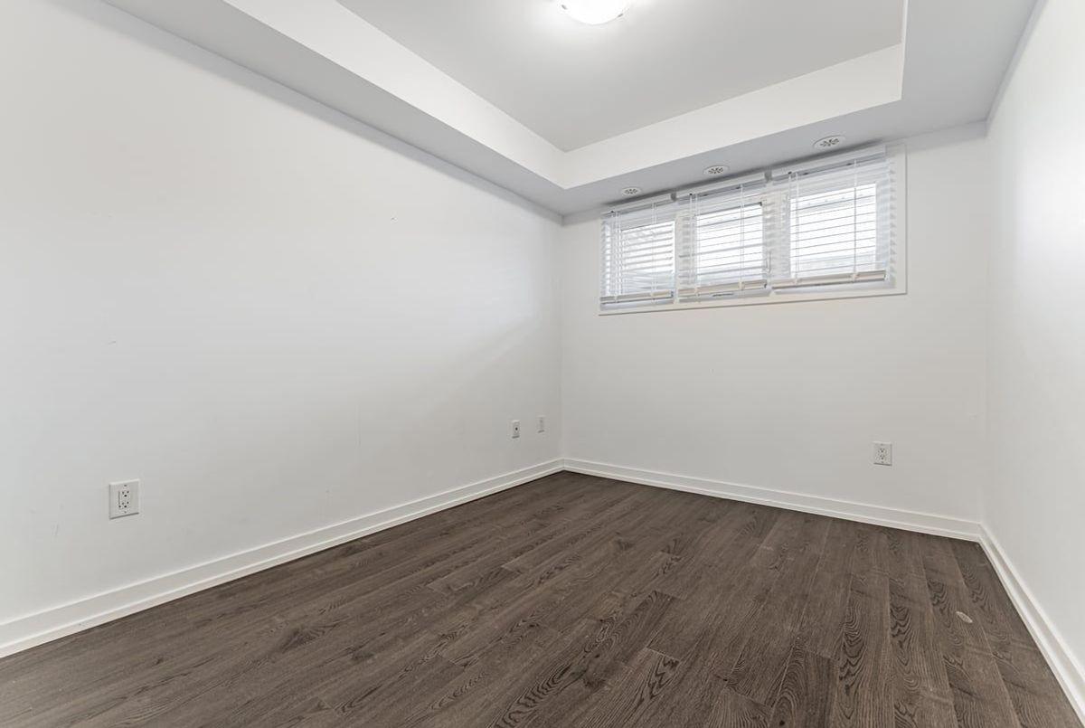 2355 Sheppard Avenue W Toronto 2355 Sheppard Avenue W Toronto