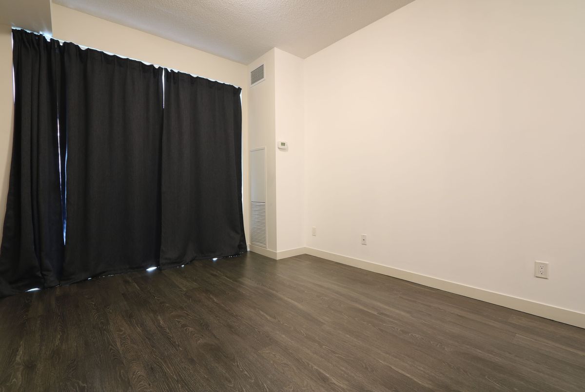 2093 Fairview Street Burlington 2093 Fairview Street Burlington