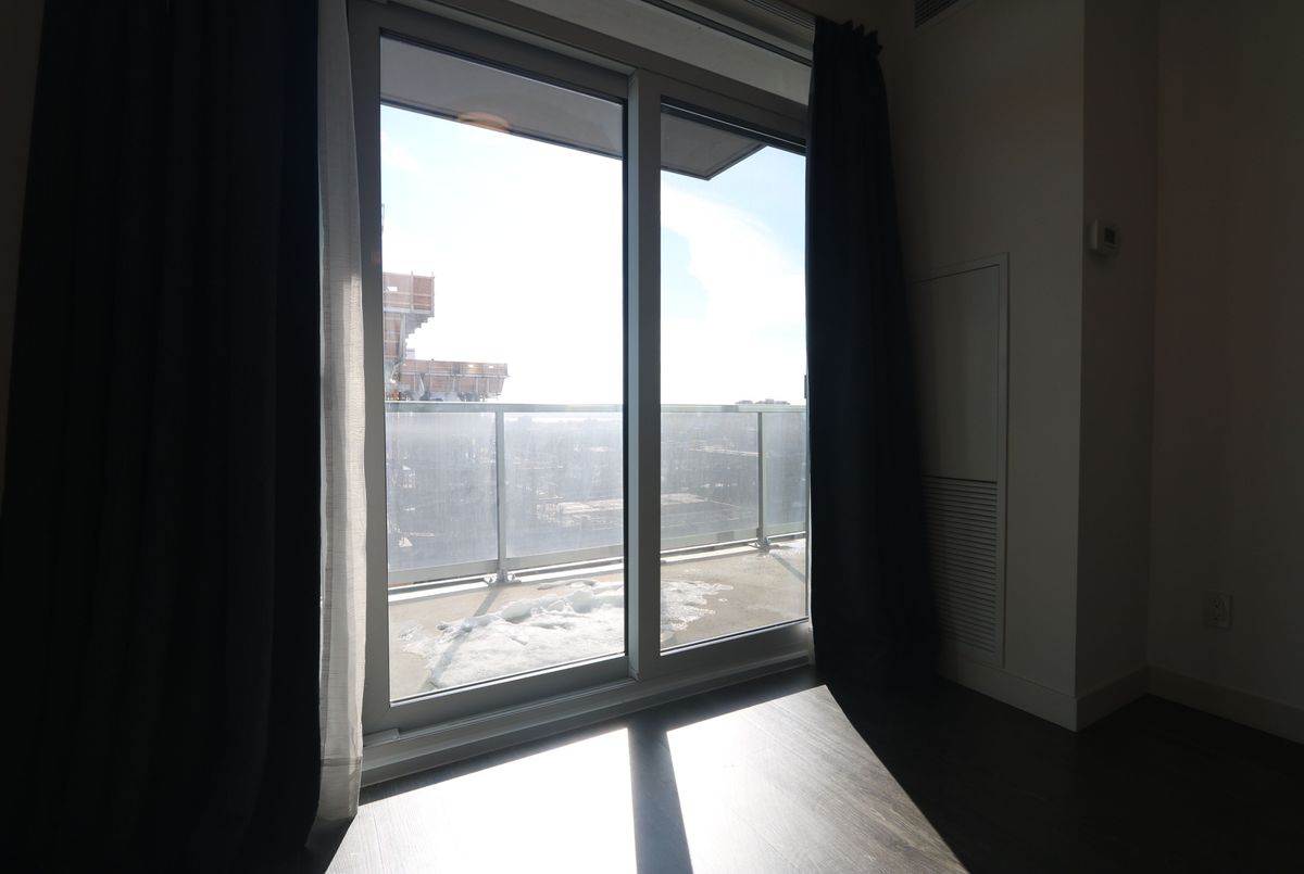 2093 Fairview Street Burlington 2093 Fairview Street Burlington