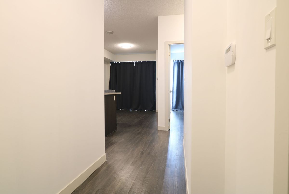 2093 Fairview Street Burlington 2093 Fairview Street Burlington