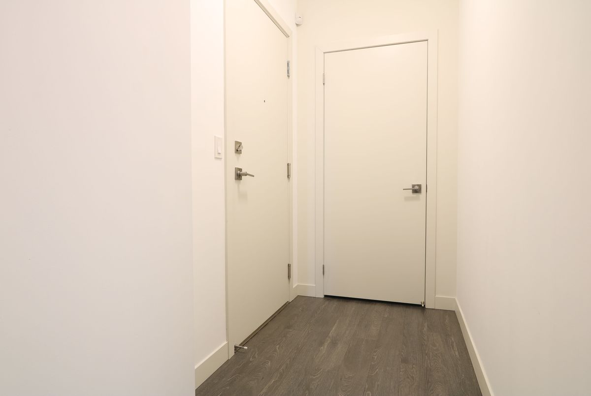 2093 Fairview Street Burlington 2093 Fairview Street Burlington