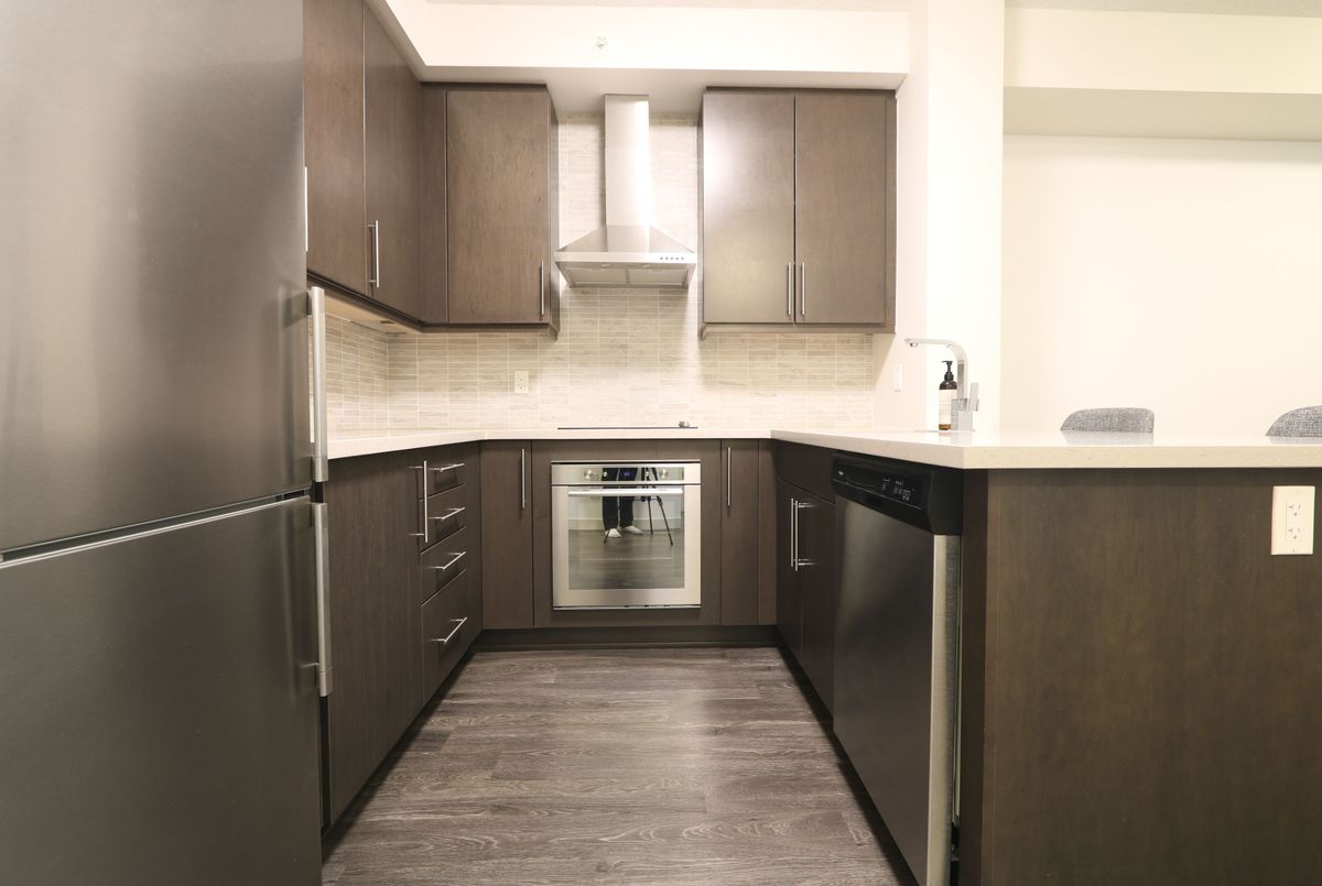 2093 Fairview Street Burlington 2093 Fairview Street Burlington