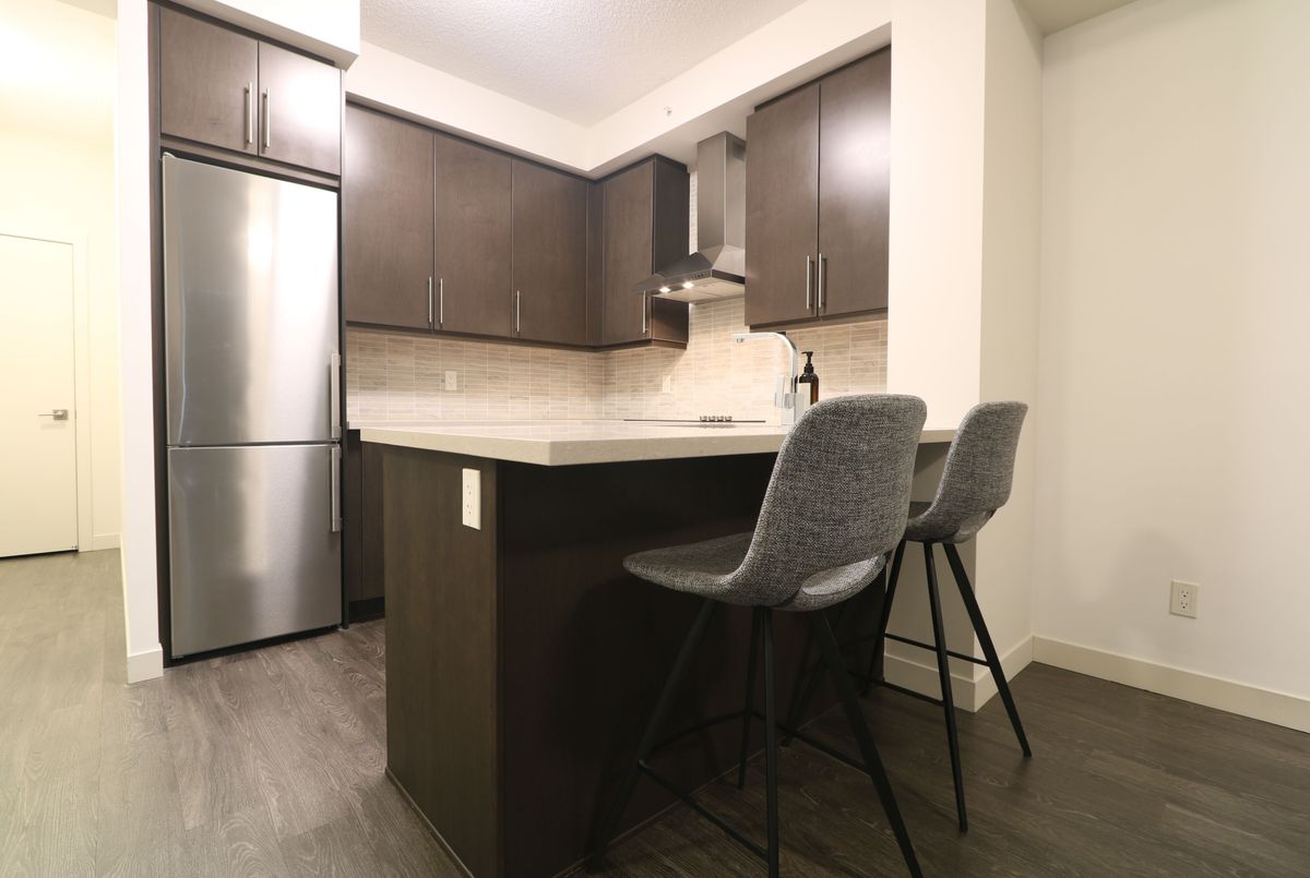 2093 Fairview Street Burlington 2093 Fairview Street Burlington