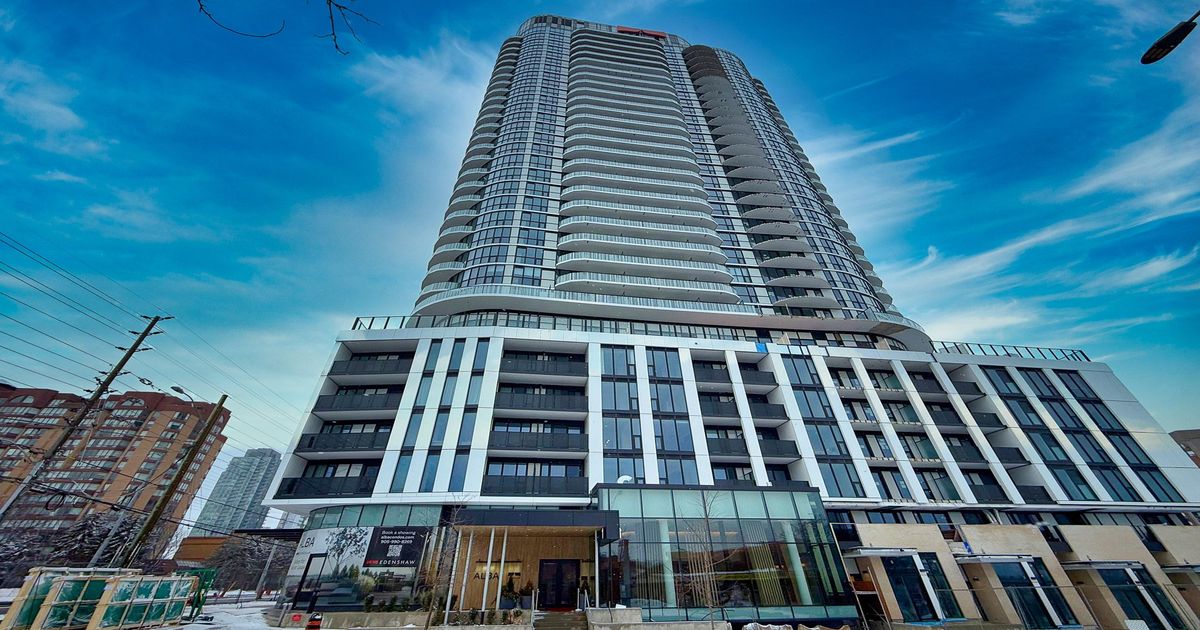 1 Fairview Road E Mississauga