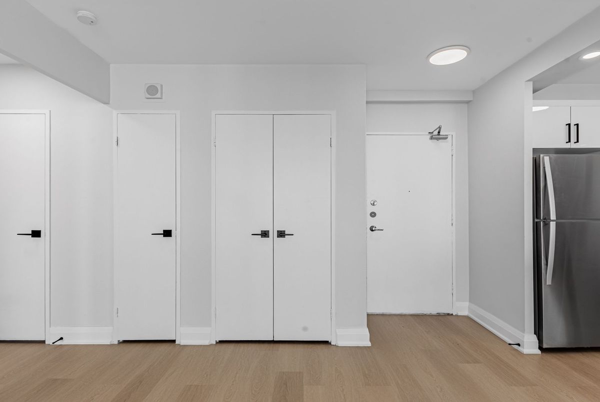 377 Ridelle Avenue Toronto 377 Ridelle Avenue Toronto