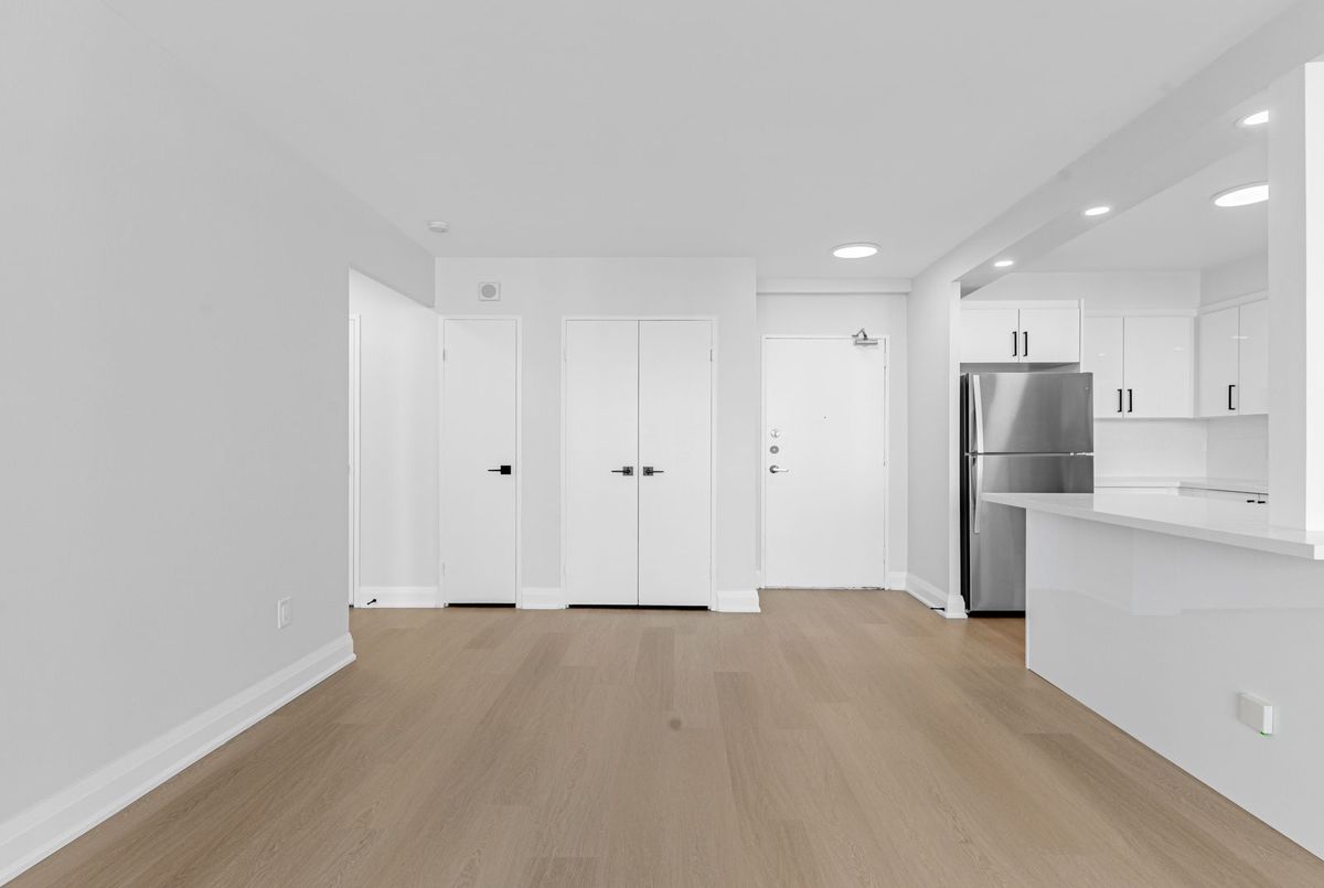 377 Ridelle Avenue Toronto 377 Ridelle Avenue Toronto