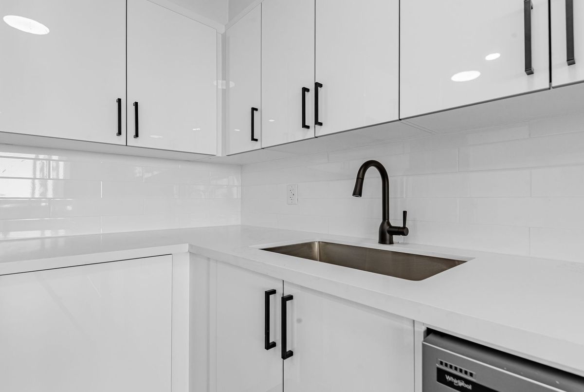 377 Ridelle Avenue Toronto 377 Ridelle Avenue Toronto