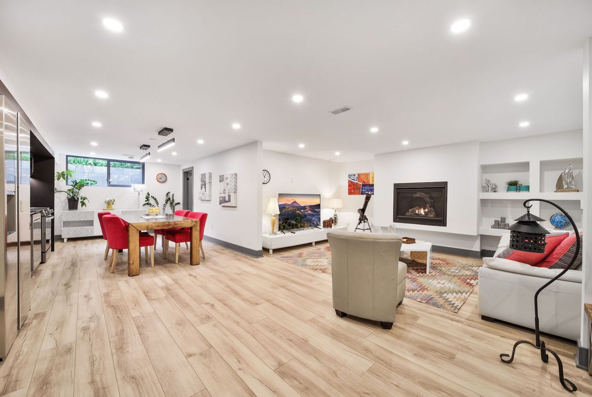 344 Dalewood Drive Oakville 344 Dalewood Drive Oakville