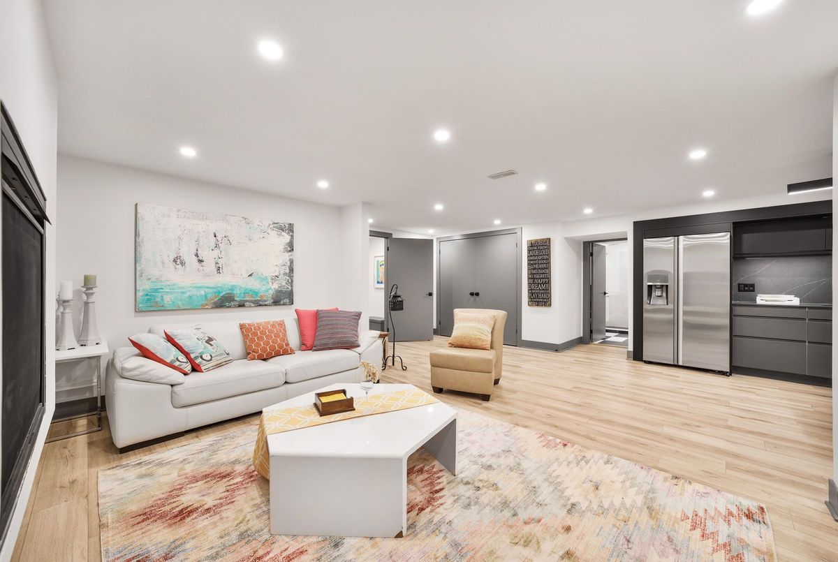 344 Dalewood Drive Oakville 344 Dalewood Drive Oakville