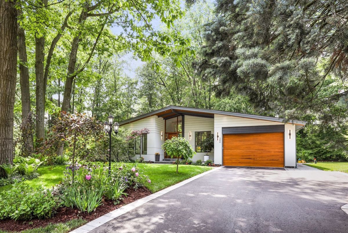 344 Dalewood Drive Oakville 344 Dalewood Drive Oakville