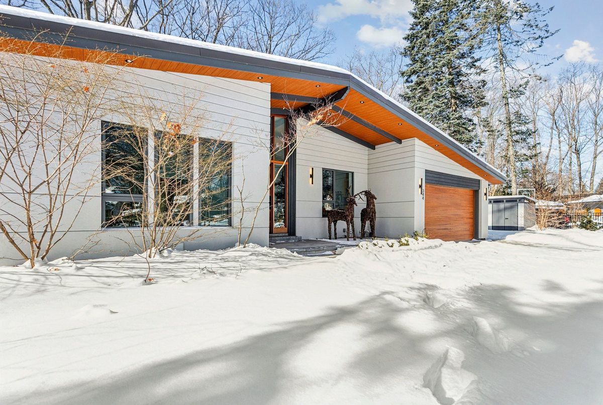 344 Dalewood Drive Oakville 344 Dalewood Drive Oakville