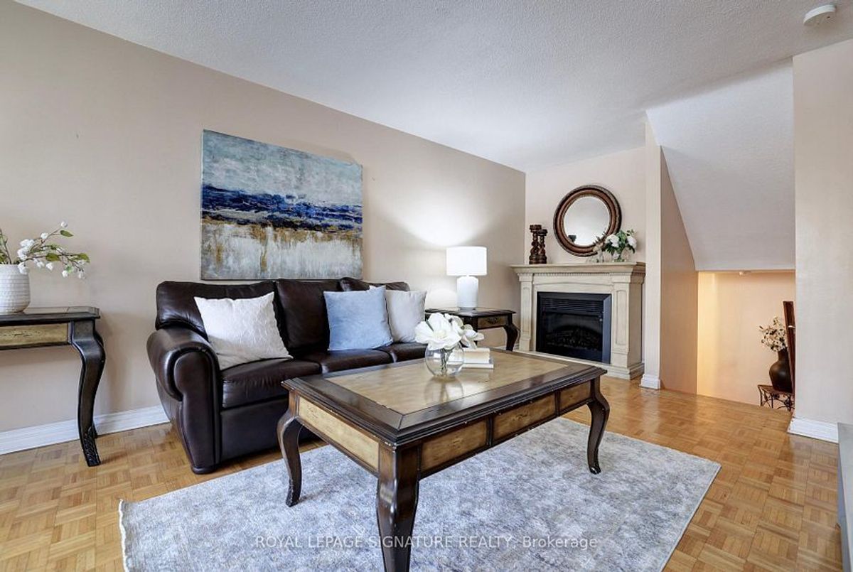 11 Wincott Drive Toronto 11 Wincott Drive Toronto