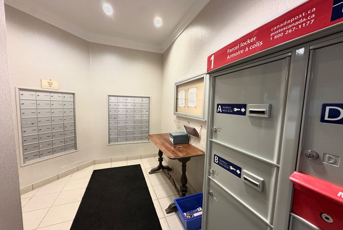 4640 Kimbermount Avenue Mississauga 4640 Kimbermount Avenue Mississauga