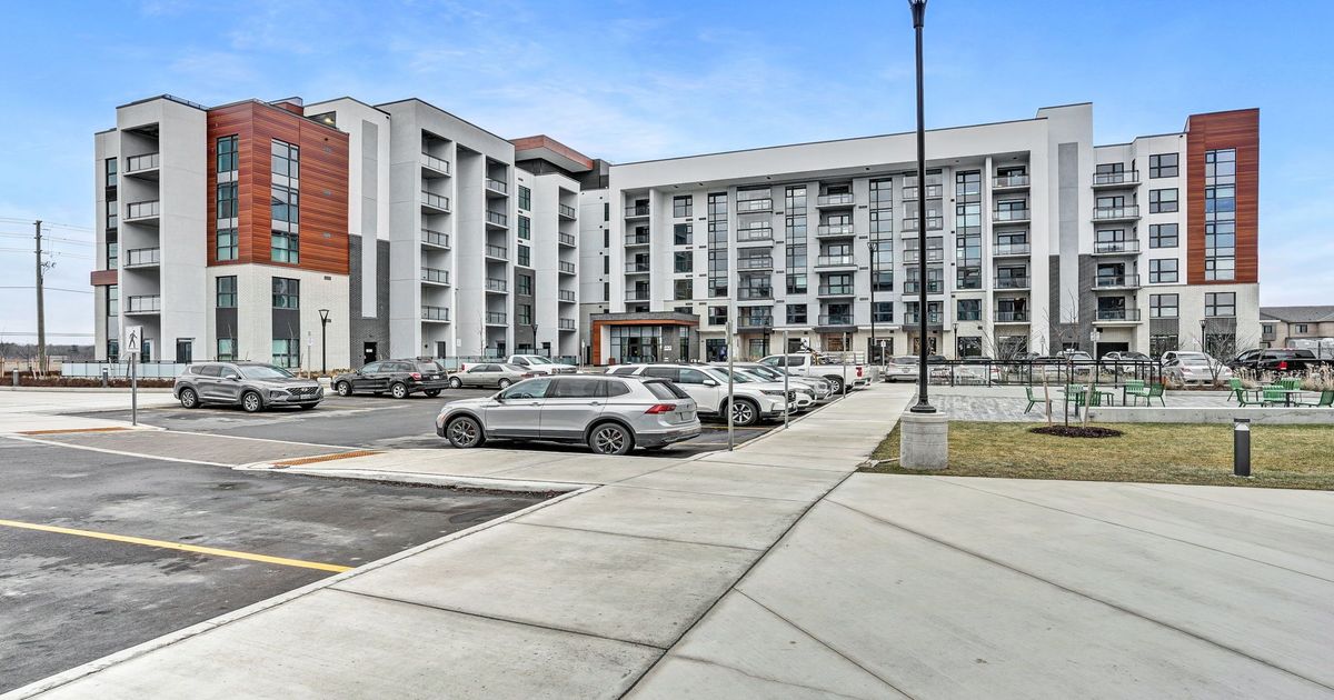 490 Gordon Krantz Avenue Milton