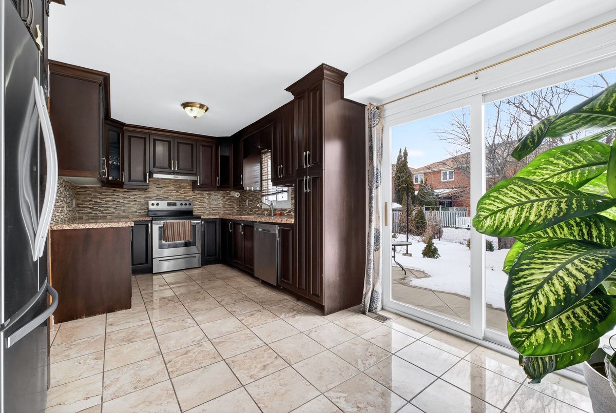 16 Rodwell Court Brampton 16 Rodwell Court Brampton