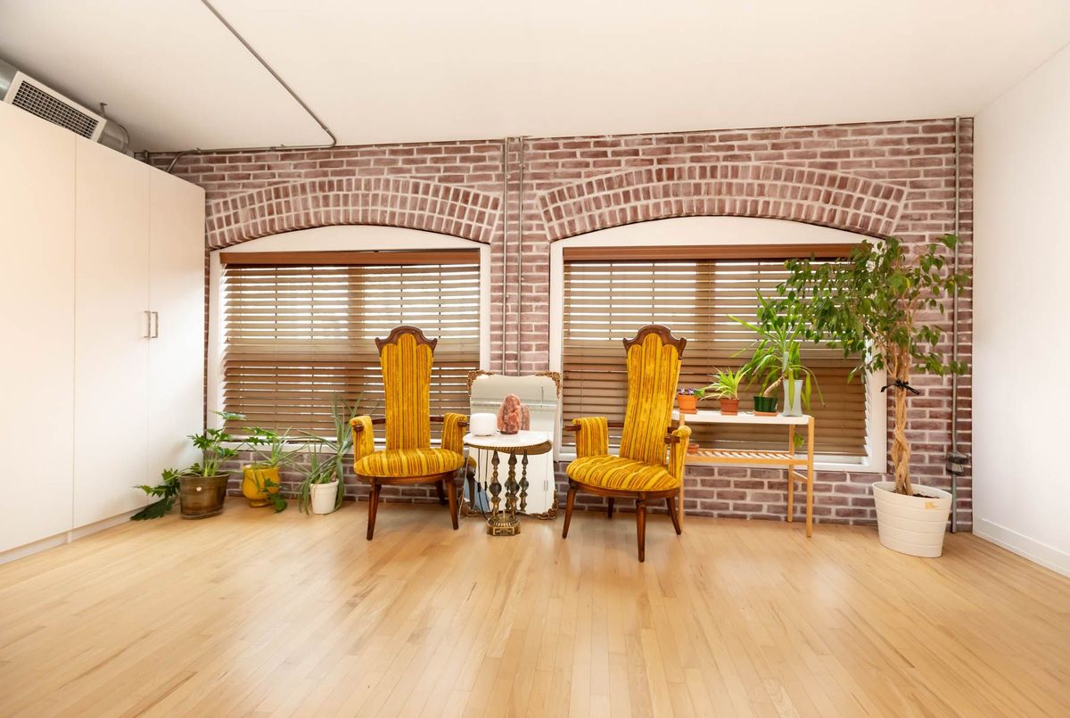 1100 Lansdowne Avenue Toronto 1100 Lansdowne Avenue Toronto