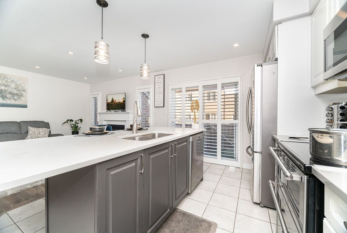 290 Beasley Terrace Milton 290 Beasley Terrace Milton