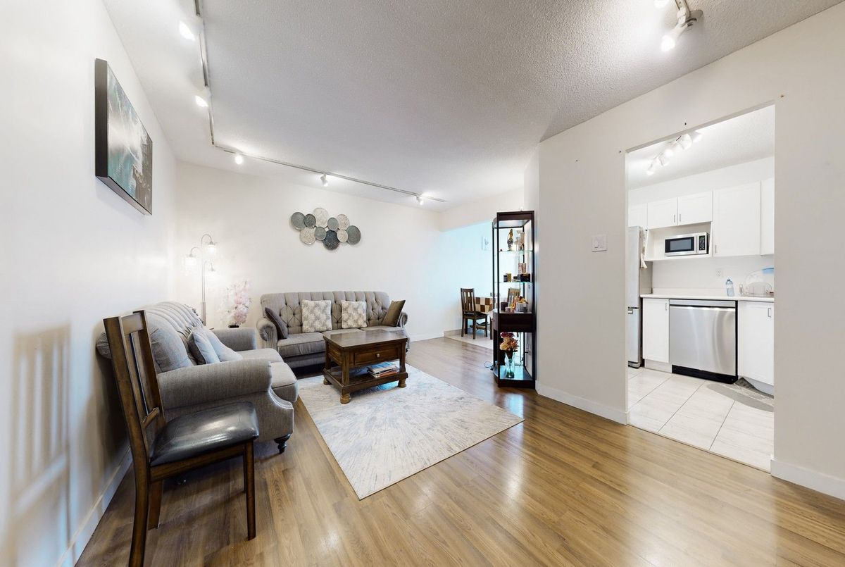 41 Markbrook Lane Toronto 41 Markbrook Lane Toronto