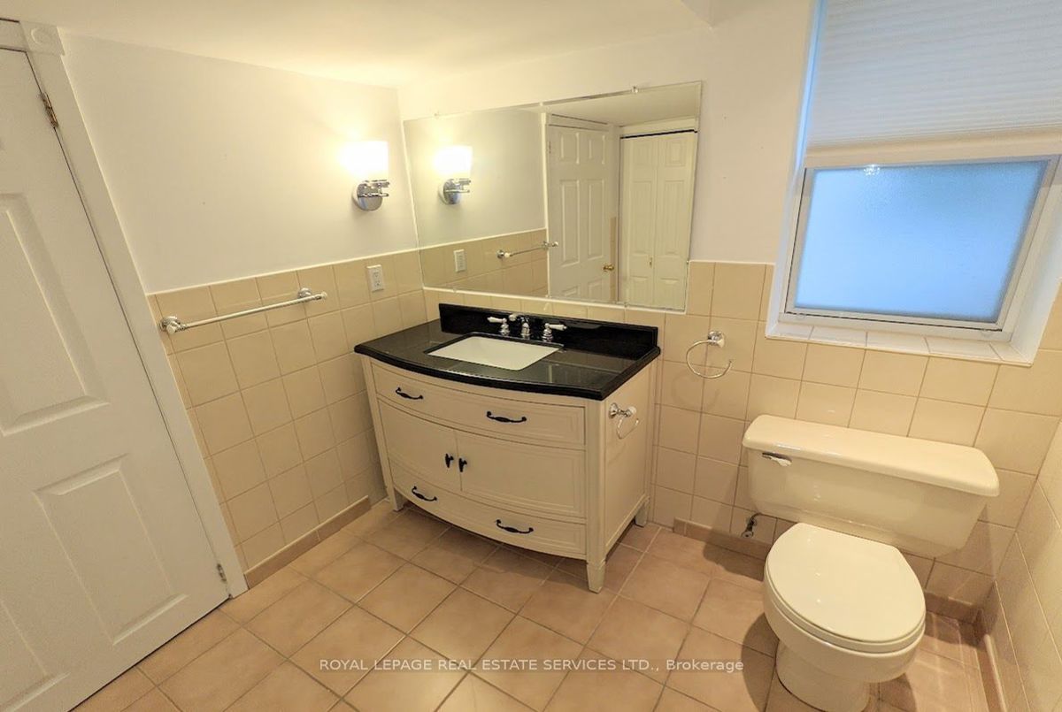 1602 Lincolnshire Boulevard Mississauga 1602 Lincolnshire Boulevard Mississauga