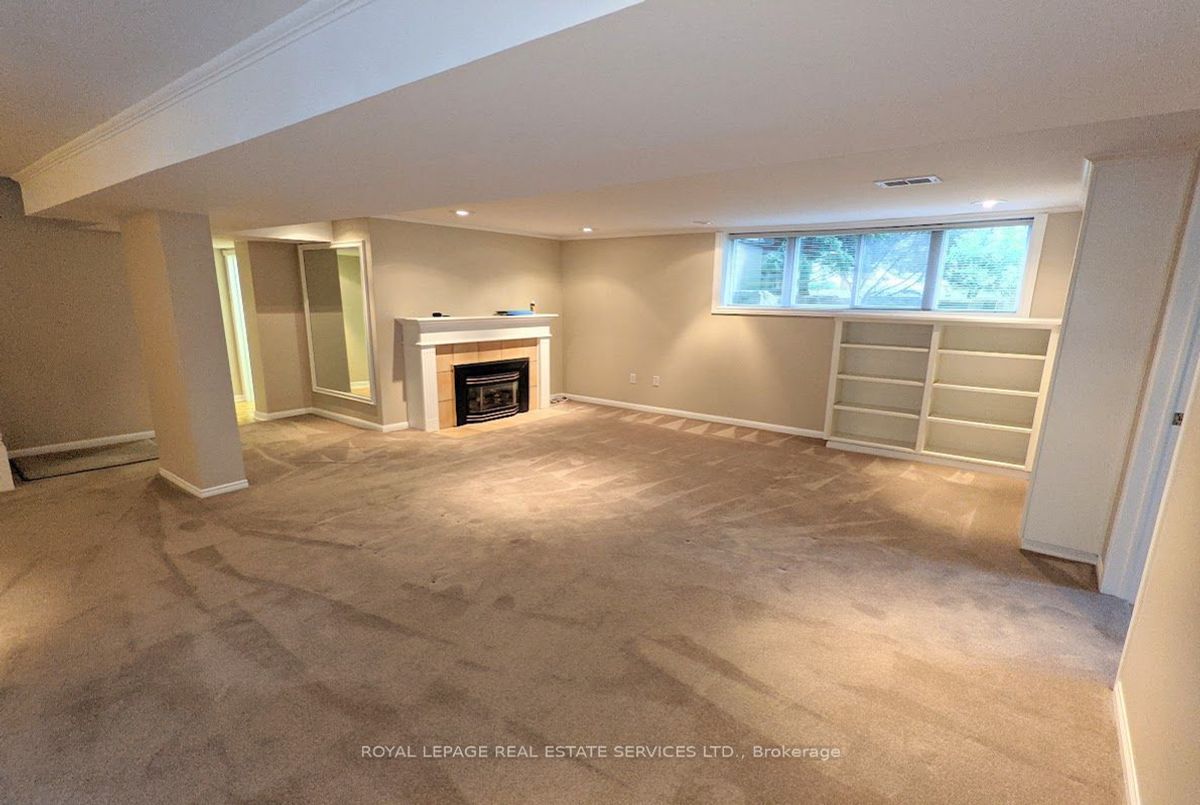 1602 Lincolnshire Boulevard Mississauga 1602 Lincolnshire Boulevard Mississauga