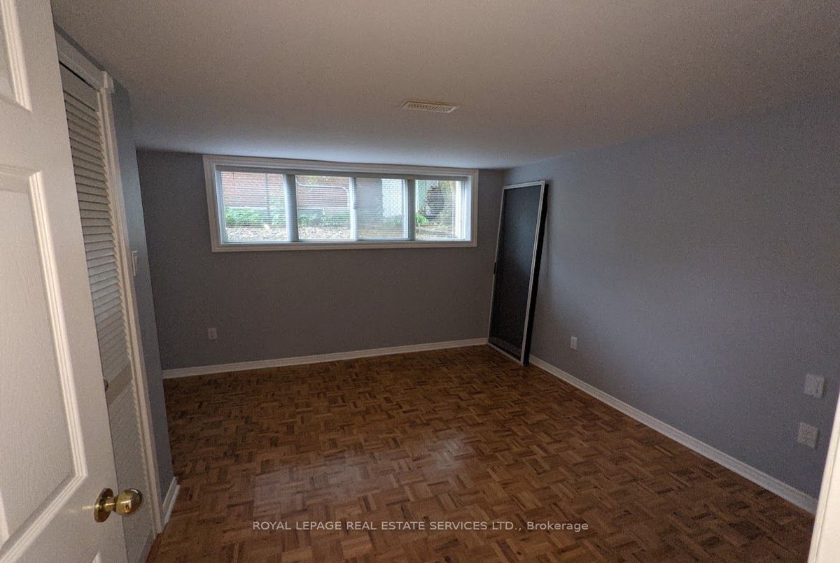 1602 Lincolnshire Boulevard Mississauga 1602 Lincolnshire Boulevard Mississauga