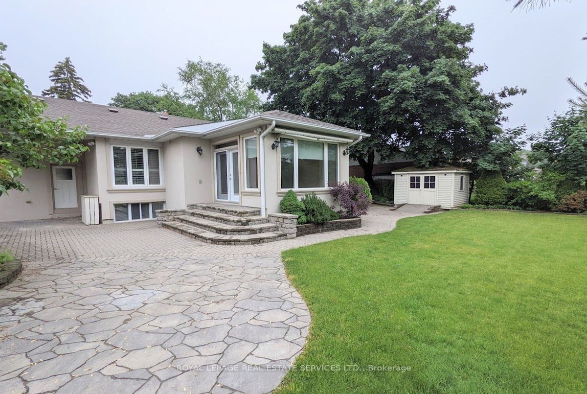 1602 Lincolnshire Boulevard Mississauga 1602 Lincolnshire Boulevard Mississauga