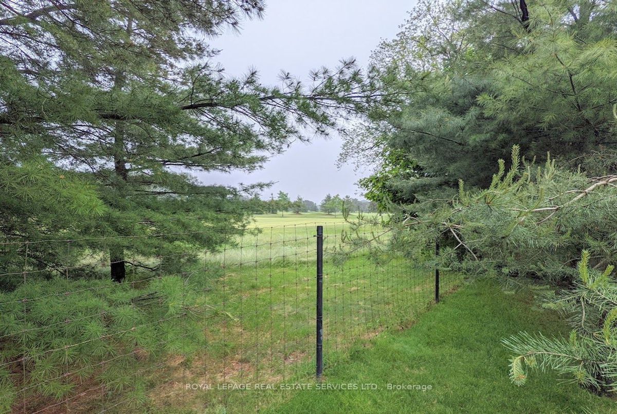 1602 Lincolnshire Boulevard Mississauga 1602 Lincolnshire Boulevard Mississauga