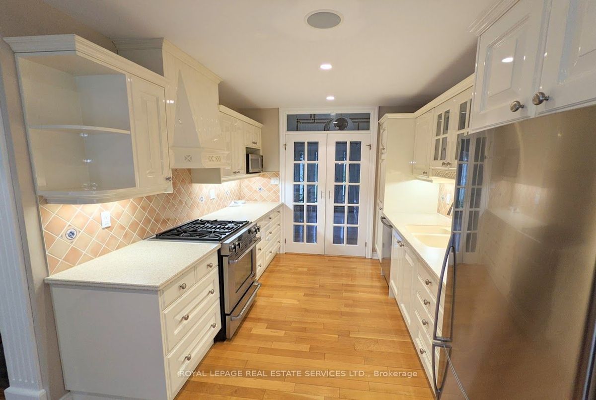 1602 Lincolnshire Boulevard Mississauga 1602 Lincolnshire Boulevard Mississauga