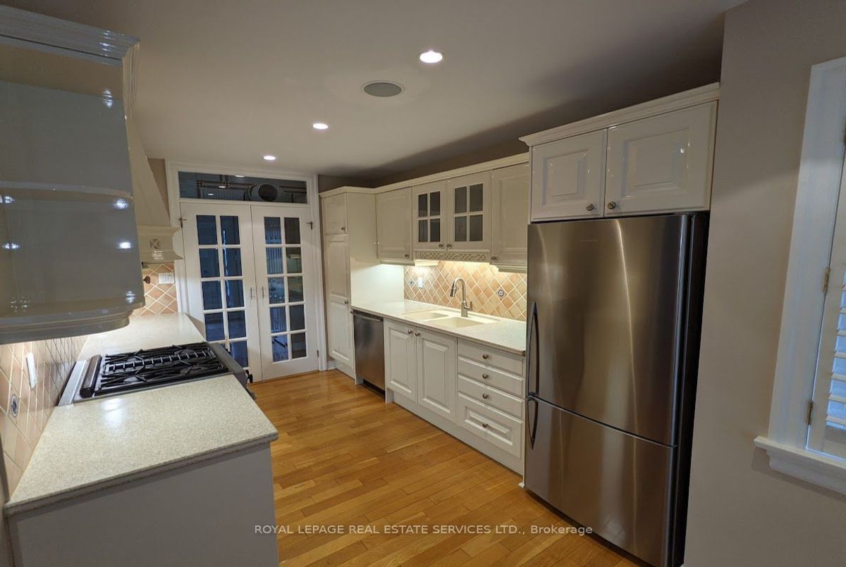 1602 Lincolnshire Boulevard Mississauga 1602 Lincolnshire Boulevard Mississauga