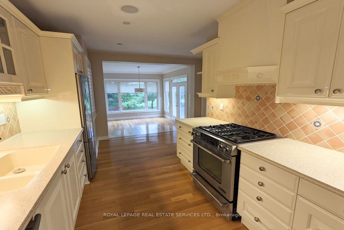 1602 Lincolnshire Boulevard Mississauga 1602 Lincolnshire Boulevard Mississauga