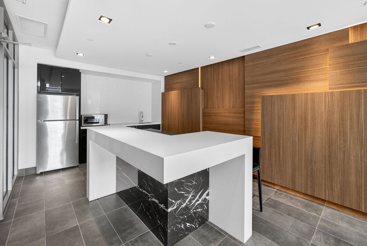 5230 Dundas Street Burlington 5230 Dundas Street Burlington