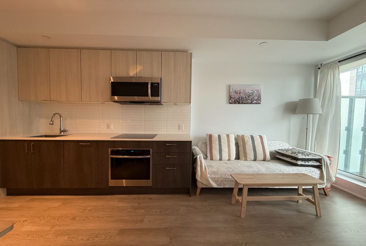 1926 Lakeshore Boulevard W Toronto 1926 Lakeshore Boulevard W Toronto