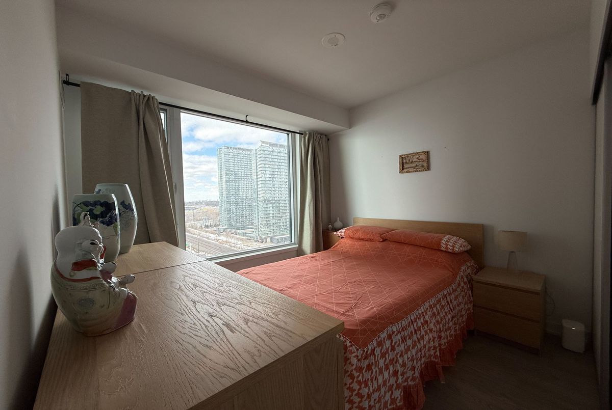 1926 Lakeshore Boulevard W Toronto 1926 Lakeshore Boulevard W Toronto