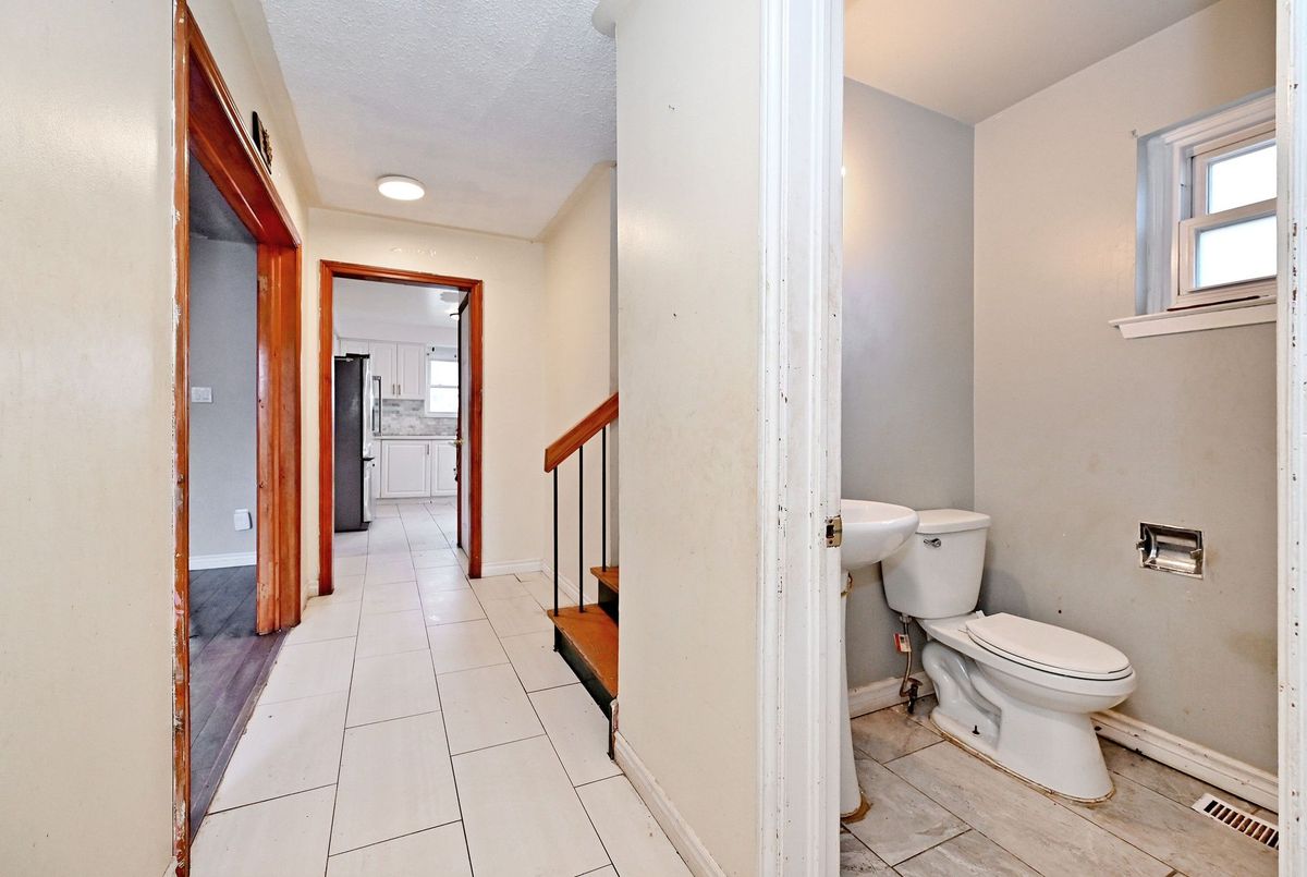 116 Sutherland Avenue Brampton 116 Sutherland Avenue Brampton