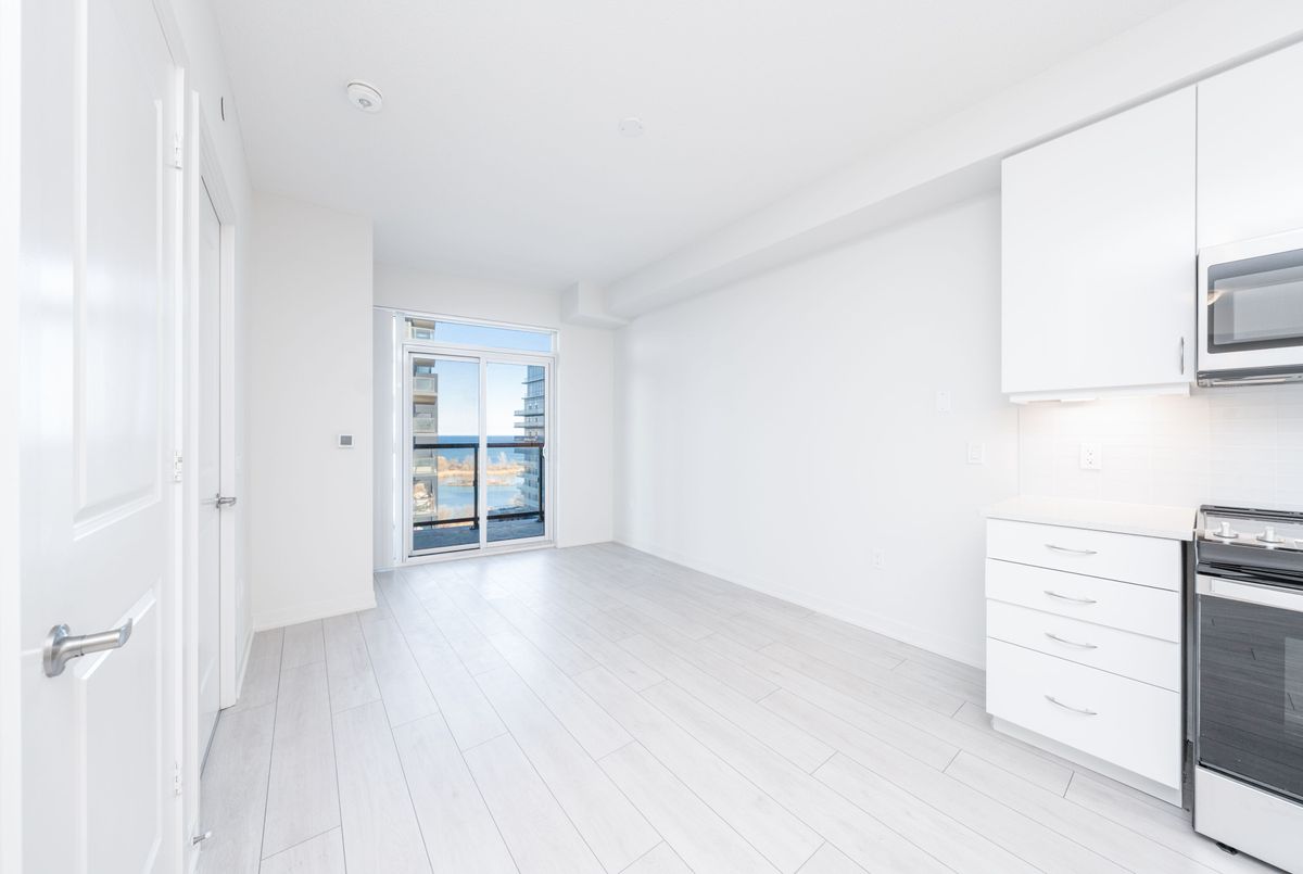 38 Annie Craig Drive Toronto 38 Annie Craig Drive Toronto