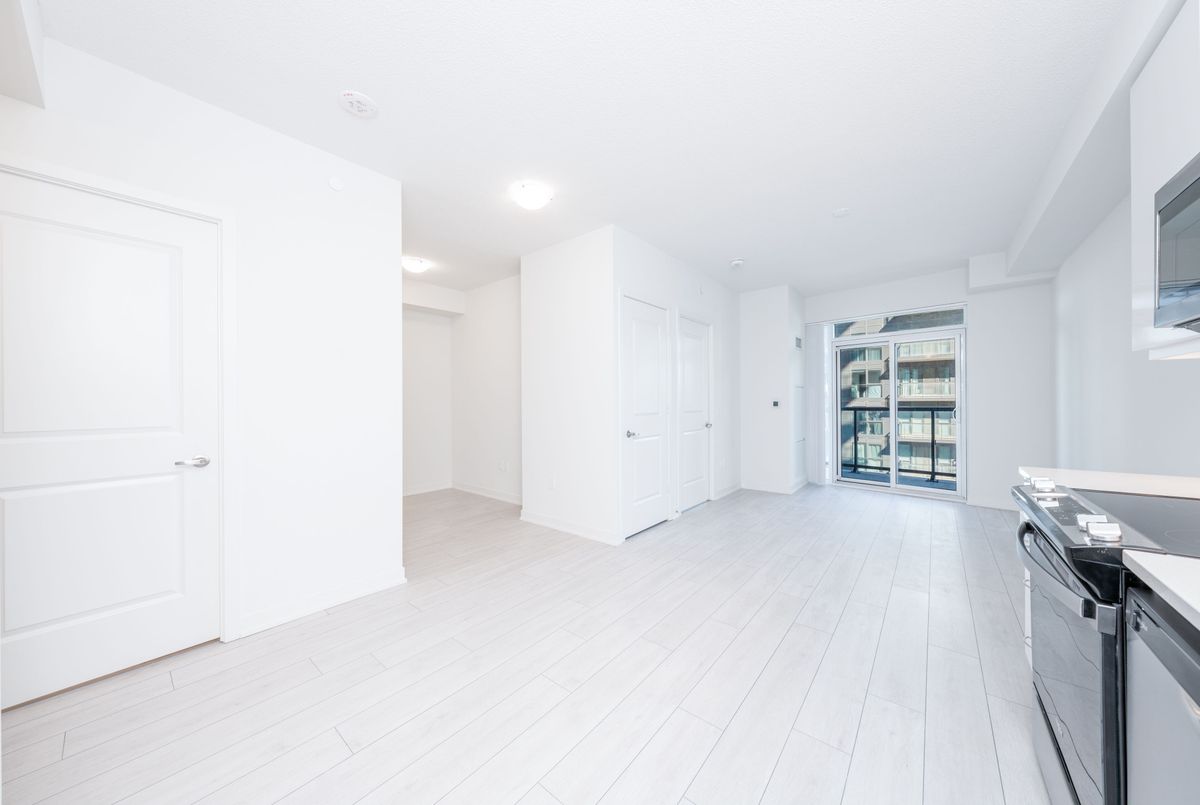 38 Annie Craig Drive Toronto 38 Annie Craig Drive Toronto