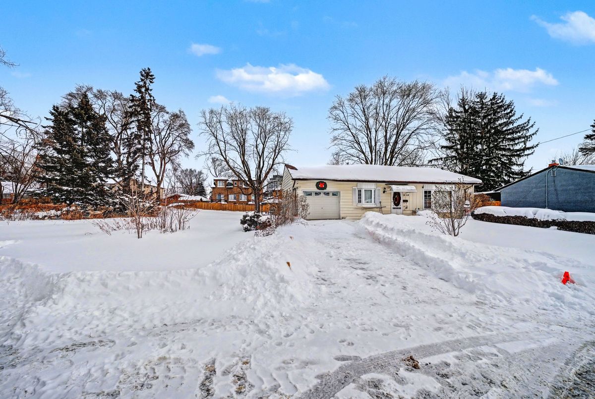 1069 Roosevelt Road Mississauga 1069 Roosevelt Road Mississauga