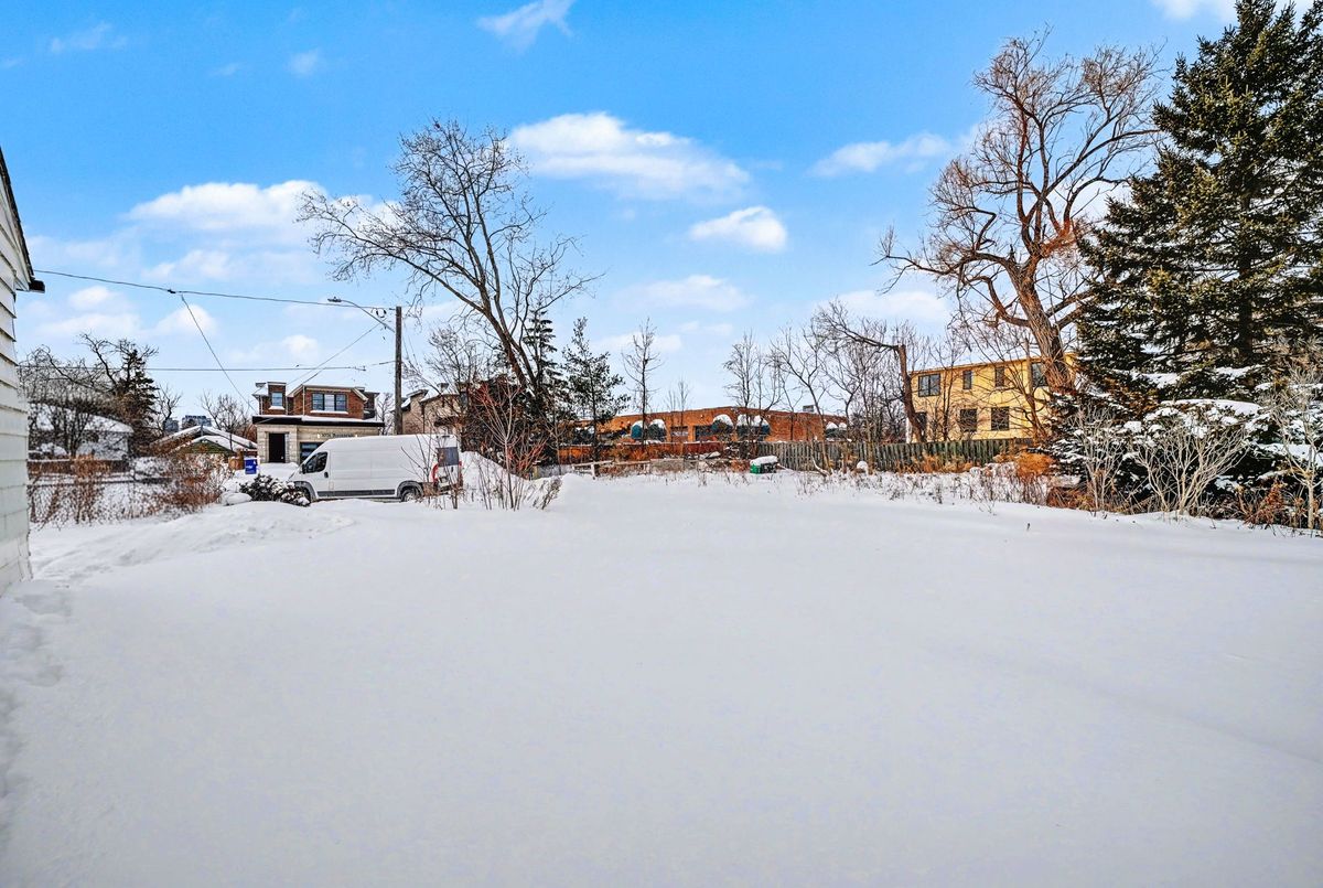 1069 Roosevelt Road Mississauga 1069 Roosevelt Road Mississauga