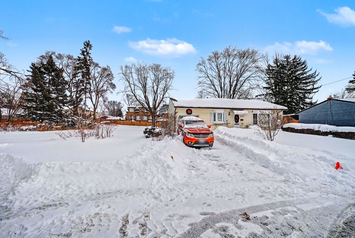 1069 Roosevelt Road Mississauga 1069 Roosevelt Road Mississauga